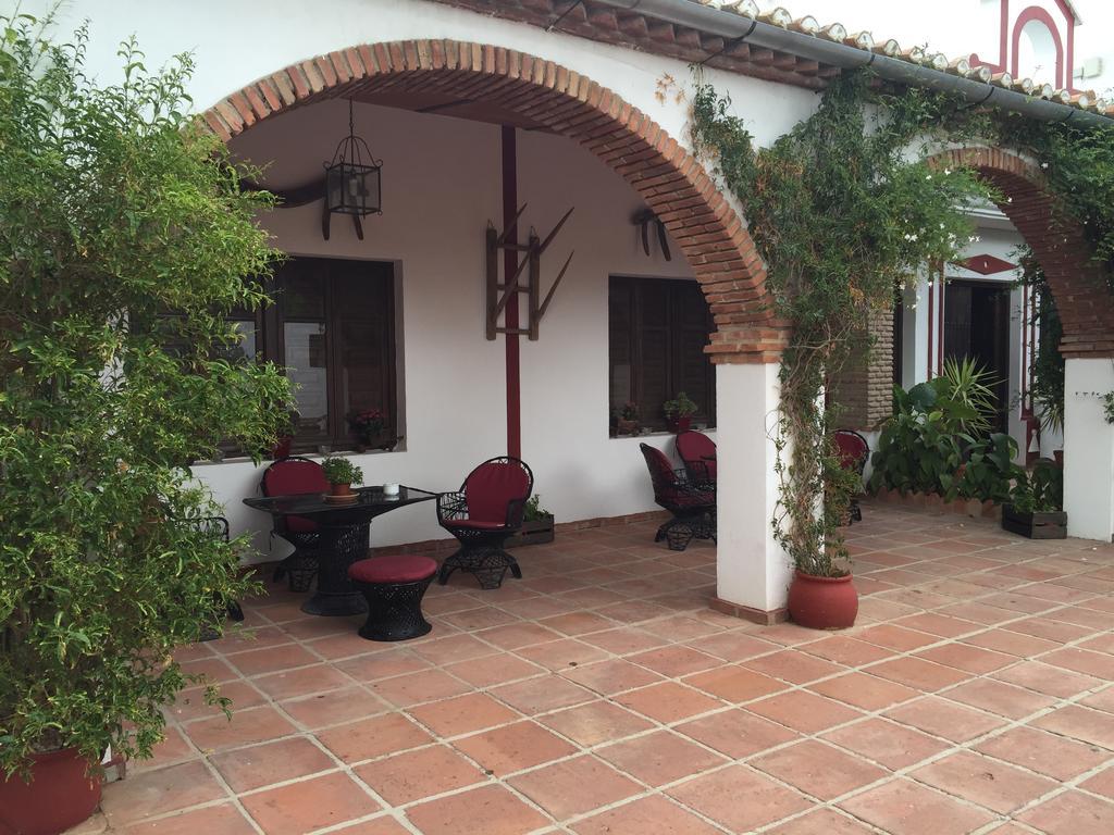 Cortijo Carrillo Bed & Breakfast Cartaojal Exterior photo